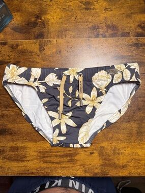 E.S. Collection Swim Briefs- Floral Pattern